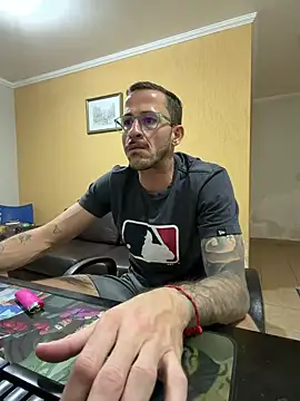 Czat XXX na żywo – MeladoDiMel