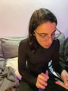 Chatroom XXX en direct de Poison_Ivy_29
