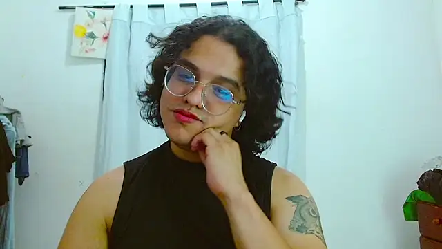 הופעת וובקאם של Diane_exotic
