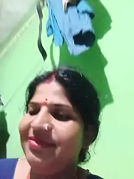 Joohi_Chawla143's Live XXX Chat