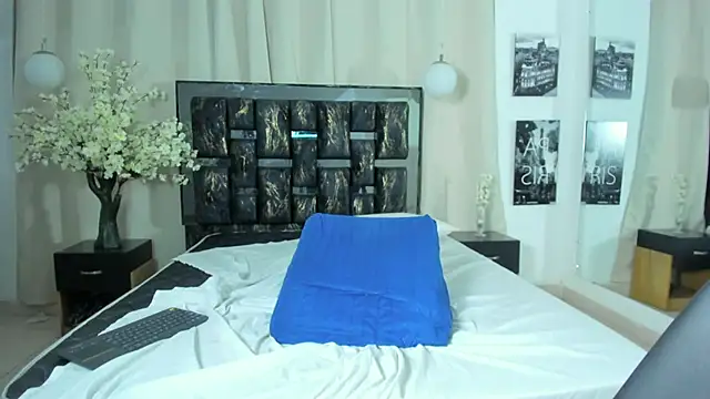 Lala_and_Deivy – webcam-show