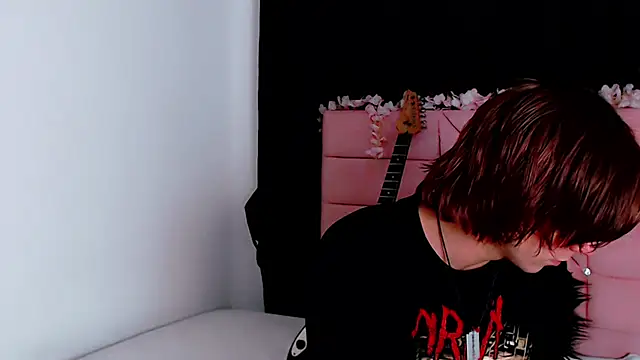 oli_dusk Chat XXX live