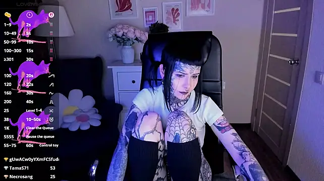 Chat XXX en directo de Bloood__Mary