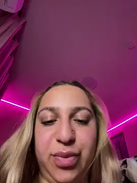 XXX chat uživo modela xLexi