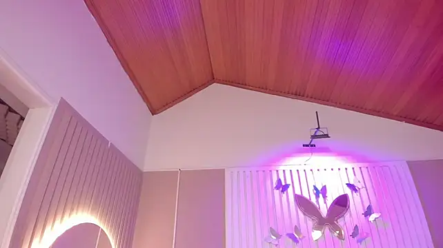 Chat XXX en directo de Laila_Bunny_