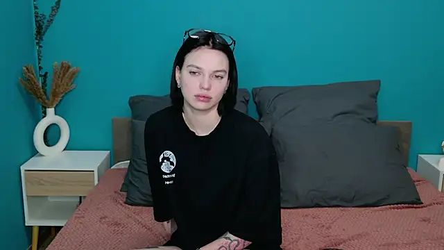Nora_Finch's Live XXX Chat
