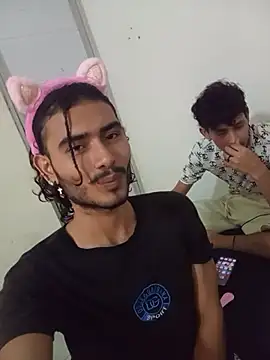 alenders02 Chat XXX live