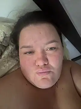 Chat XXX en directo de SunnyLeila2101