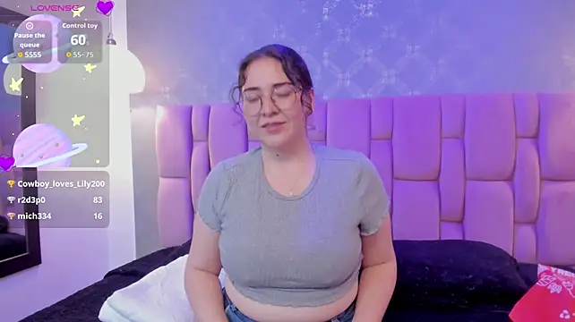 Lily-Moon_'s Webcam Show