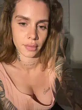 Živý XXX chat EmiliaCatalina