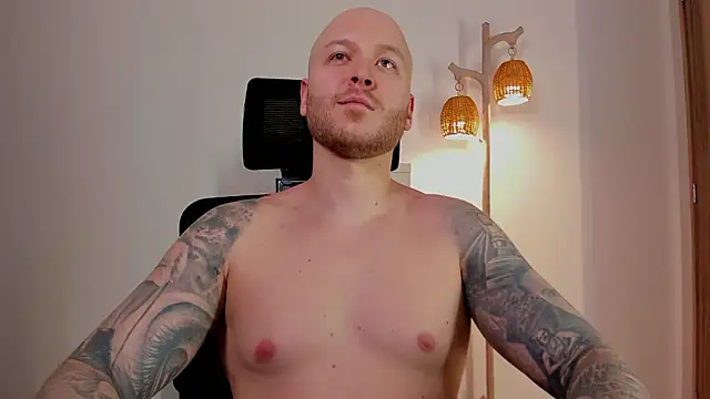 Adam_Meyer10's Webcam Show