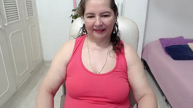 leonela_69 Adlı Modelin Canlı XXX Sohbeti