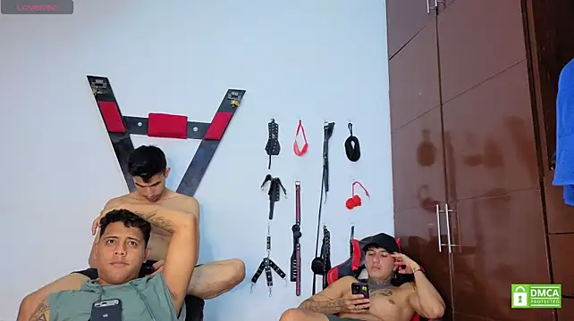 EliteBoysLive's Live XXX Chat