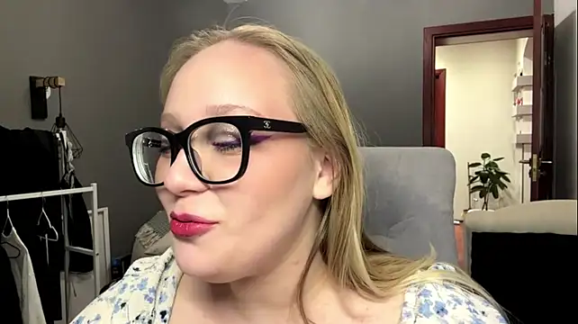 ConceptionDecourt – Live XXX-chat