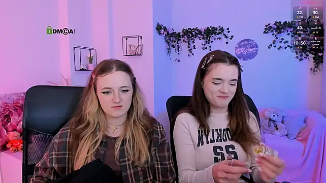 Вебкам-шоу liana_kisses