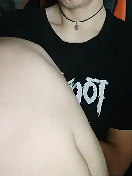 Aashikalaa 即時 XXX 聊天