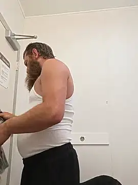 הופעת וובקאם של YourFavoriteDaddy-2-4-69