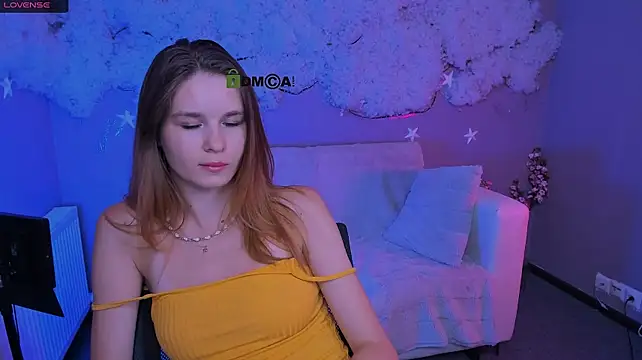 Chatroom XXX en direct de angie_foxy1