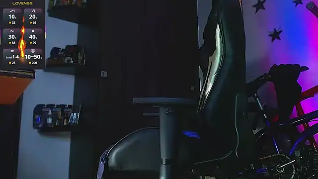 justincs' Live XXX Chat