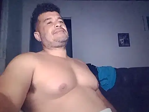 tarra122 – Naživo XXX chat
