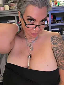 dieseldame1313 live XXX chat
