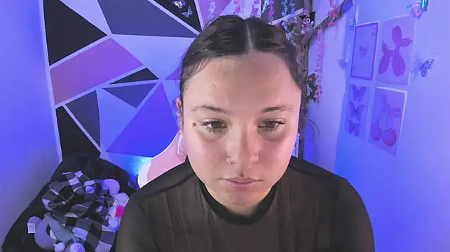 Chat XXX en directo de little_emma0