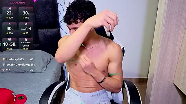 Luke_Muscle: απευθείας συνομιλία ΧΧΧ