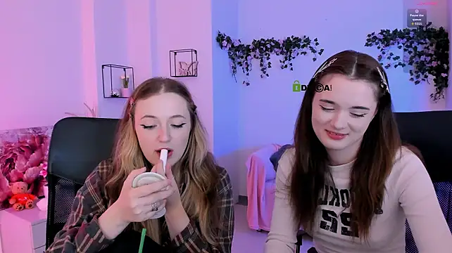 liana_kissesn Webbikameraesitys