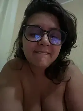 midsize_94 – Naživo XXX chat