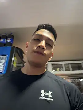 OliverWest04 Chat XXX live