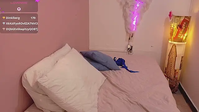mia_gold_'s Live XXX Chat