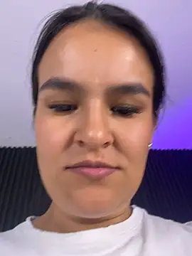 LucieMillerr 라이브 XXX 채팅
