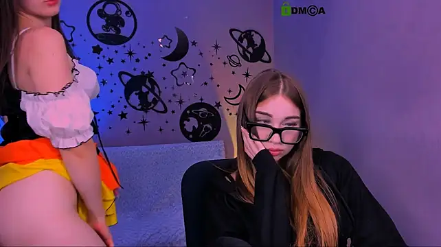 bella_dorn Adlı Modelin Web Kamerası Şovu