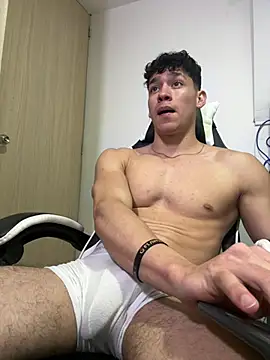 Luke_Muscle Live XXX-Chat