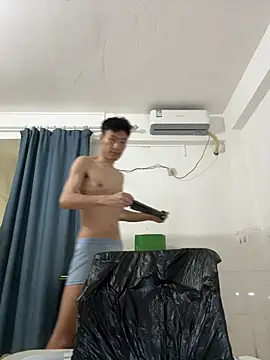 Mr_iphone11's Webcam Show