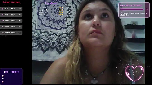 Latinamommy26 élő XXX-chatje