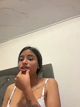 Chat XXX en directo de CELESTE_-EC