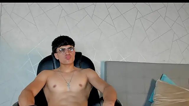 Chatroom XXX en direct de Toji_ferrer