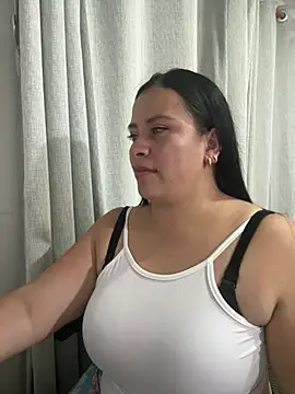 Alessia_gold_'s Live Chat Room