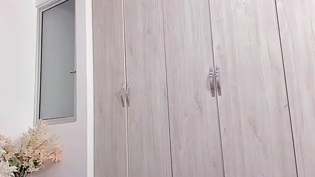 Chat +18 de pinky_f00x ao vivo