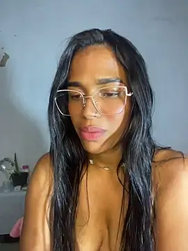 Czat XXX na żywo – FlorSalvaje_