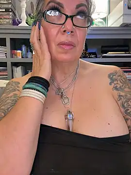 Chat XXX en directo de dieseldame1313