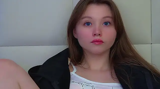 Chat XXX en directo de KeiraAsti