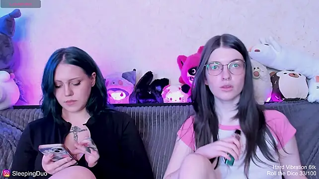 Živý XXX chat SleepingDuo