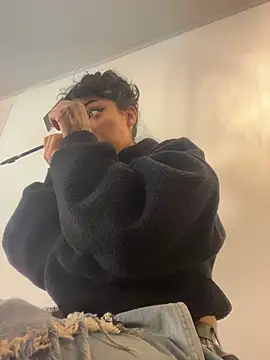 baby_akuma_ Chat XXX live