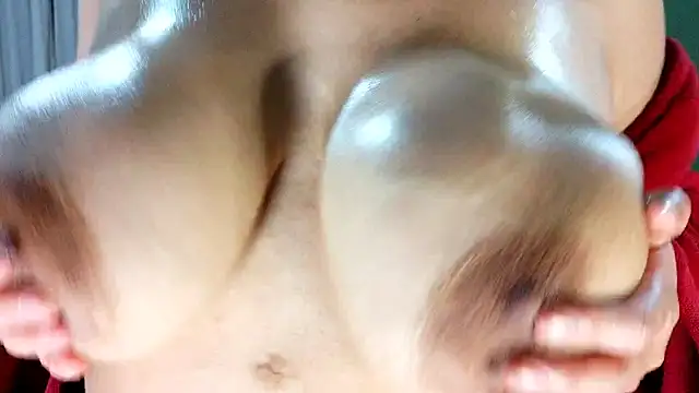 pamechu2026's Live XXX Chat