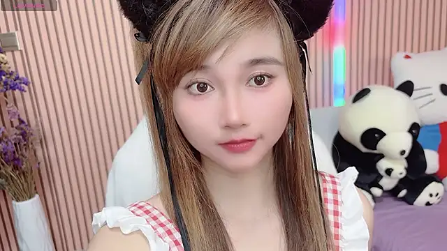 XXX chat uživo modela di-or-