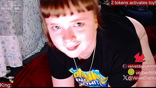 VelvetDiablo's Webcam Show