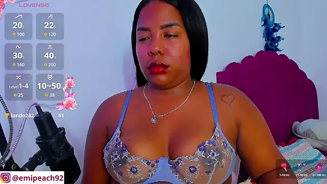 samanthaabloom's Live XXX Chat