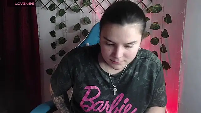 Nika_1_ Chat XXX live